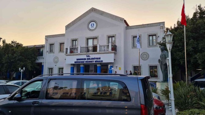 Bodrum Belediyesi: "Bir Personelin İddiaları Doğrultusunda İdaremizce Soruşturma Başlatılmıştır"
