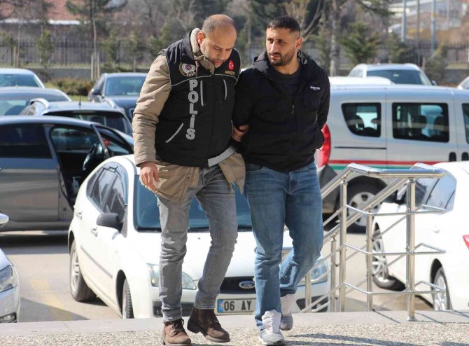 Uyuşturucu Satıcıları Sezar’dan Kaçamadı