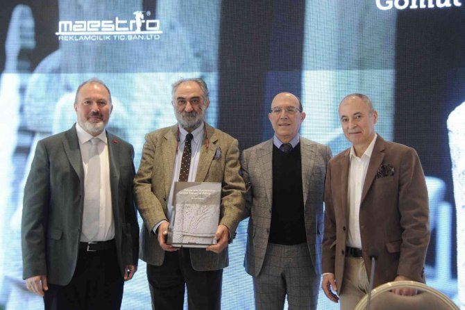 Araştırma Kitabı ‘Edirne’nin Gömüt Taşları’ Okuyucuyla Buluşuyor
