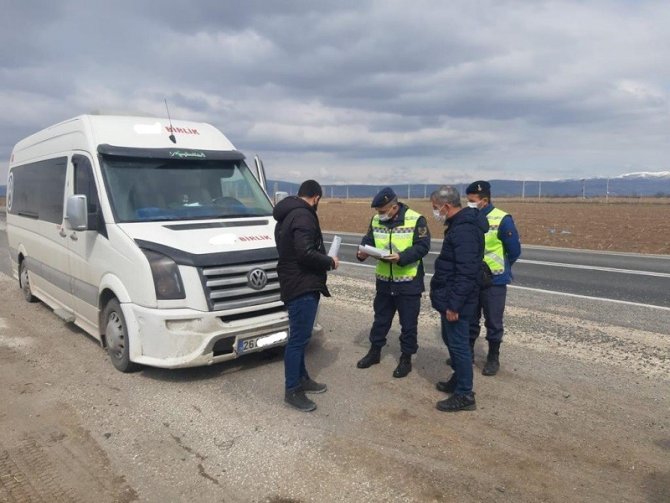 Eskişehir’de Sivil Görünümlü Jandarmadan Trafik Denetimi
