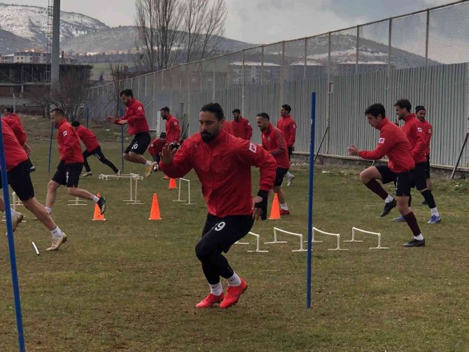 Elazığspor F. Erbaaspor’a Bileniyor