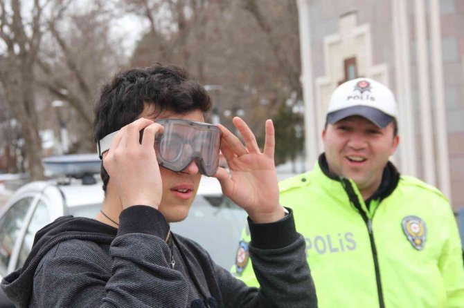 Trafik Ekiplerinin Simülasyon Eğitimi Renkli Görüntülere Sahne Oldu