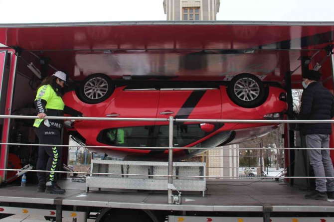 Trafik Ekiplerinin Simülasyon Eğitimi Renkli Görüntülere Sahne Oldu