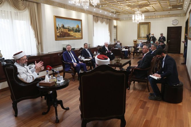 Filistin Vakıflar Ve Din İ̇şleri Bakanı Al-bakri’den, Diyanet İ̇şleri Başkanı Erbaş’a Ziyaret