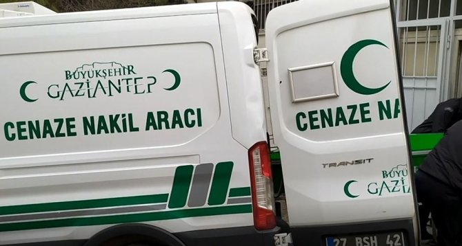 Evinde Bıçaklı Saldırıya Uğrayan Kişi Hayatını Kaybetti