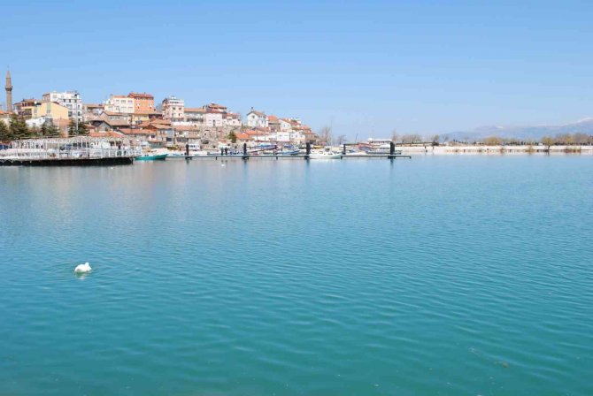 Eğirdir Gölü 16 Günde 4 Santim Yükseldi
