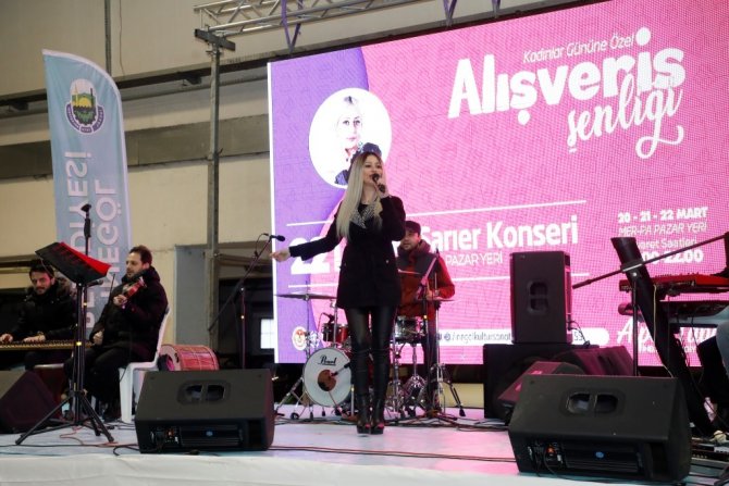 Alışveriş Şenliği Güner Sarıer Konseriyle Son Buldu