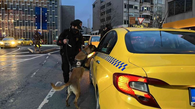 İ̇stanbul’da Helikopter Destekli ’Yeditepe Huzur’ Uygulaması