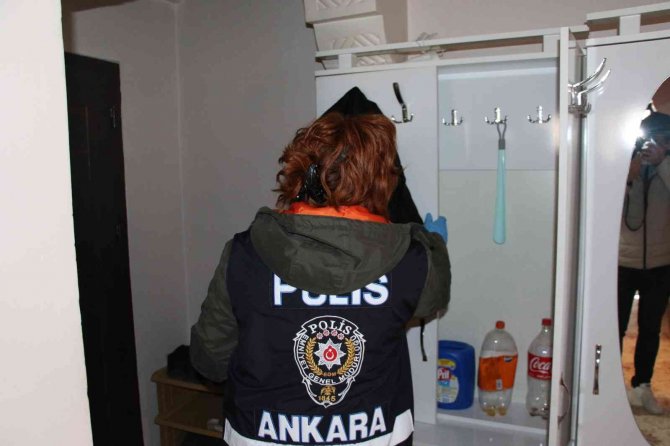 Bebek Çantasından 7 Kilo Eroin Çıktı