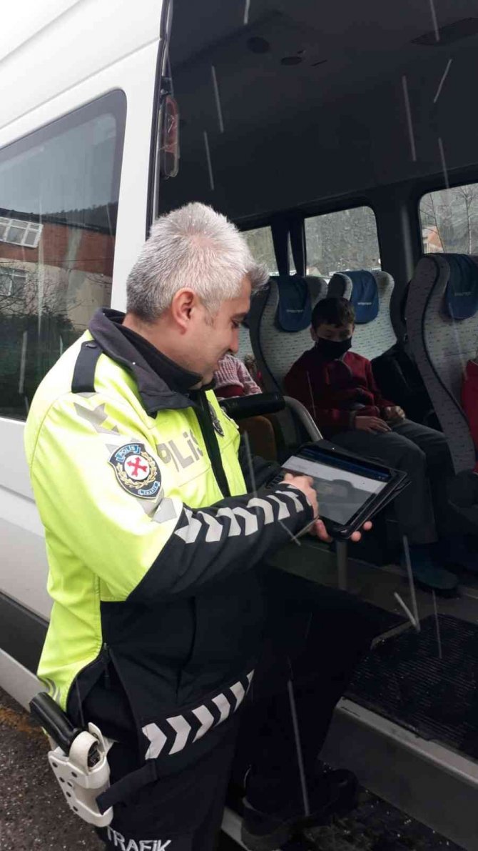 İ̇nebolu’da Okul Servisleri Denetlendi