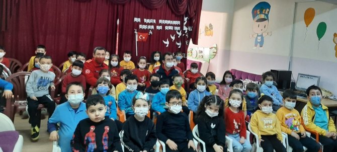 Kırıkkale Belediyesi İ̇tfaiyesinden Öğrencilere Eğitim