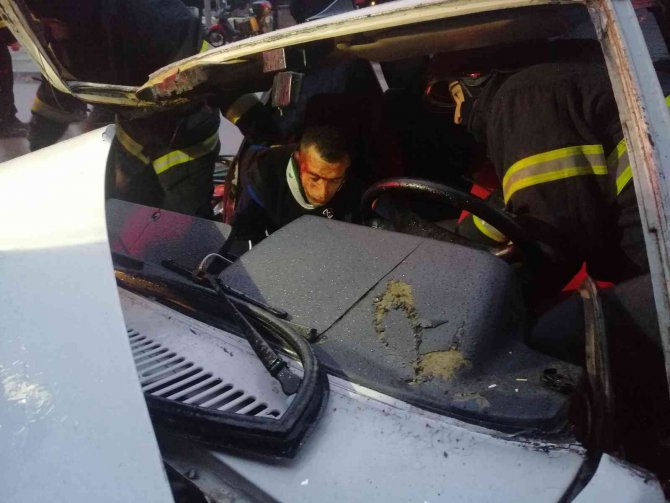 Bu Otomobilden Sağ Çıktılar