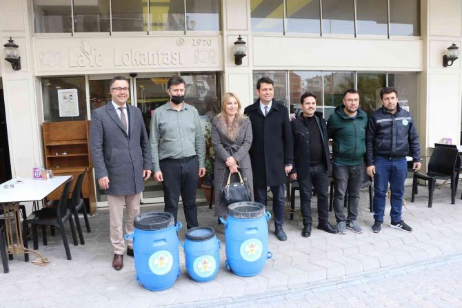 Akhisarlı Lokantacılardan Can Dostlara Destek