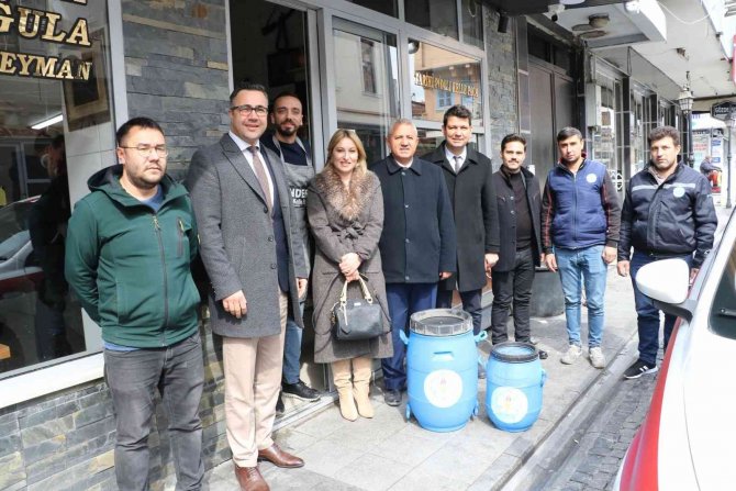 Akhisarlı Lokantacılardan Can Dostlara Destek