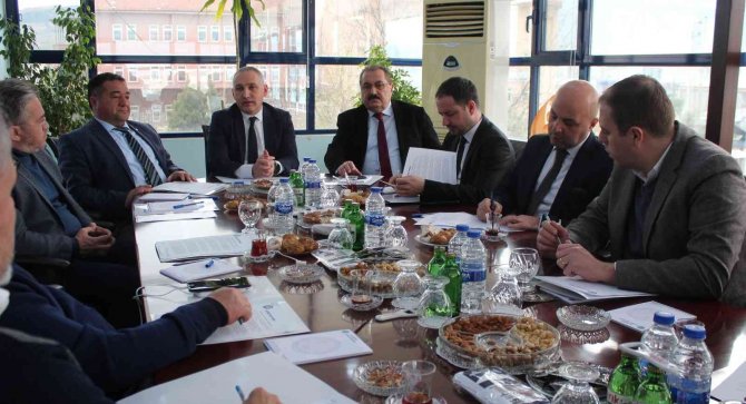 Üzümde Kalitenin Artırılması İçin Toplandılar