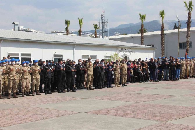 Kalp Krizi Nedeniyle Yaşamını Yitiren Jandarma Başçavuş Güven, Toprağa Verildi