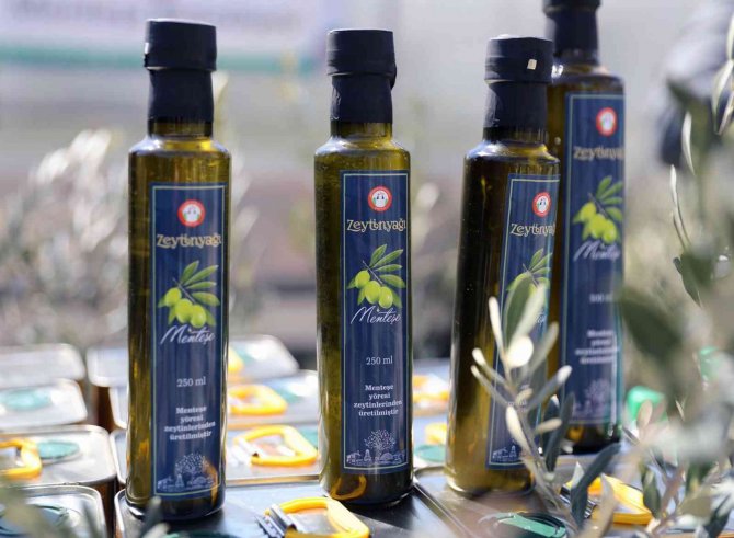Zeytinyağları İhtiyaç Sahiplerine Dağıtılıyor