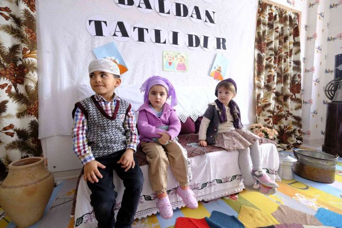 Miniklerin Yaşlılar Haftası Etkinliği Beğeni Topladı