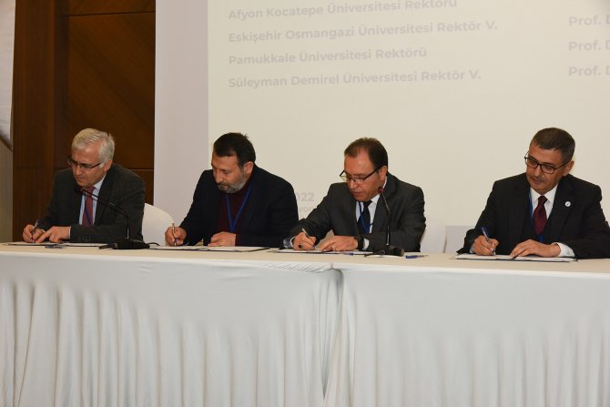 Paü’nün İlk Konsorsiyumu Rektör Kutluhan Tarafından İmzalandı
