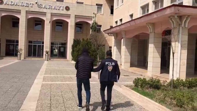 Siirt’te Atm’de Yardım Etme Bahanesiyle 2 Vatandaşın Parasını Çalan Şüpheli Tutuklandı