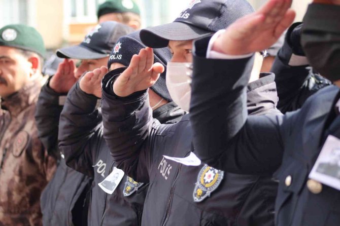 Görevde Kalp Krizi Geçiren Polisin Naaşı Antalya’ya Gönderildi
