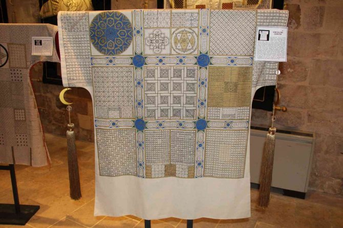 ‘Dualı Gömlekler Sergisi’ Mardin’de Açıldı