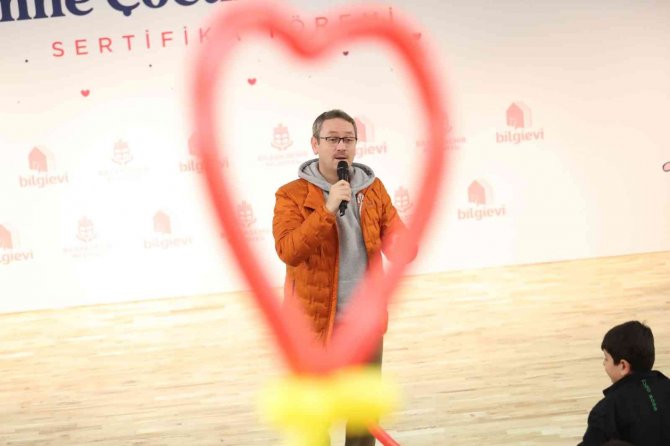 Başakşehir’de Annelerin De, Çocukların Da Yüzü Gülüyor