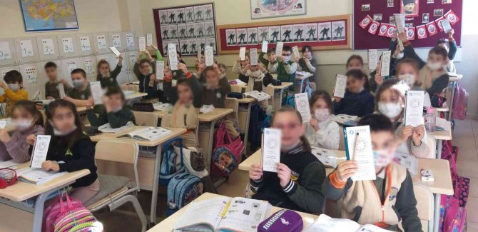 Minik Öğrenciler Tohumla Buluştu