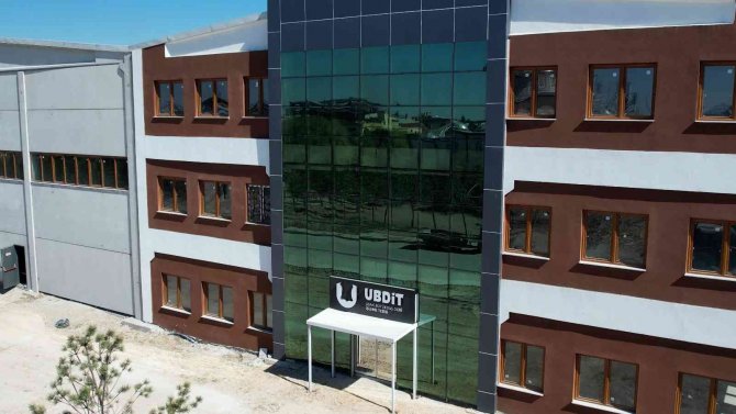 Türkiye’nin En Modern Deri İşleme Tesisi Uşak’ta Açılıyor