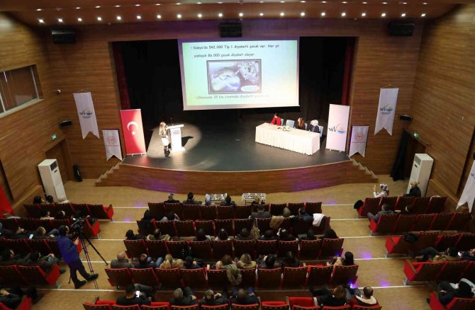 Van Büyükşehir Belediyesinden ‘Diyabet’ Konulu Seminer