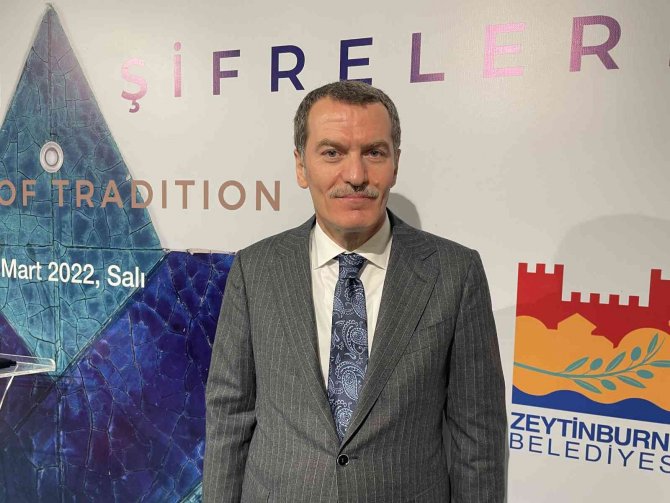 Hüsamettin Koçan’ın ‘Geleneğin Şifreleri-geleceğin Şifreleri’ Sergisi Açıldı
