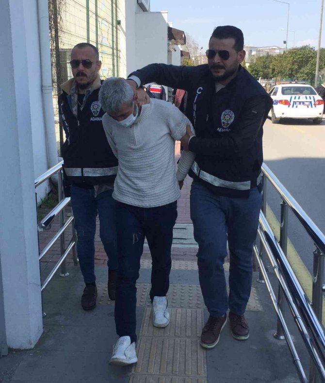 Sokak Ortasında Karısını Öldüren Zanlı Tutuklandı