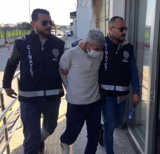 Sokak Ortasında Karısını Öldüren Zanlı Tutuklandı