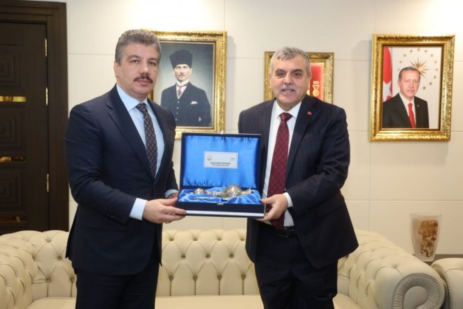 Ak Partili Ömer İ̇leri’den Şanlıurfa Büyükşehir’e Ziyaret