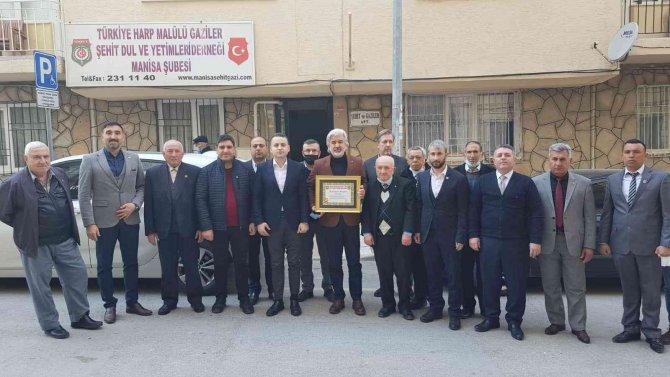 Başkan Hızlı’dan Şehit Yakınları Ve Gazilere Ziyaret