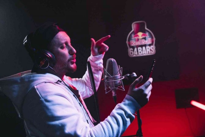 Red Bull 64 Bars Serisi Anıl Piyancı İle Devam Ediyor