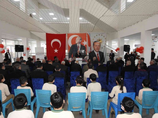 Eski Devlet Bakanı Alagöz’ün Adının Verildiği Okul Törenle Açıldı