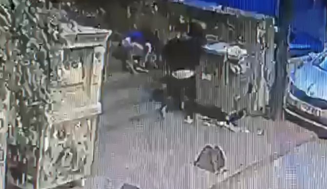 İ̇stanbul’da Hırsızlardan İnanılmaz Yöntem: Önce Çöpe Attılar Sonra Taksiyle Gelip Aldılar
