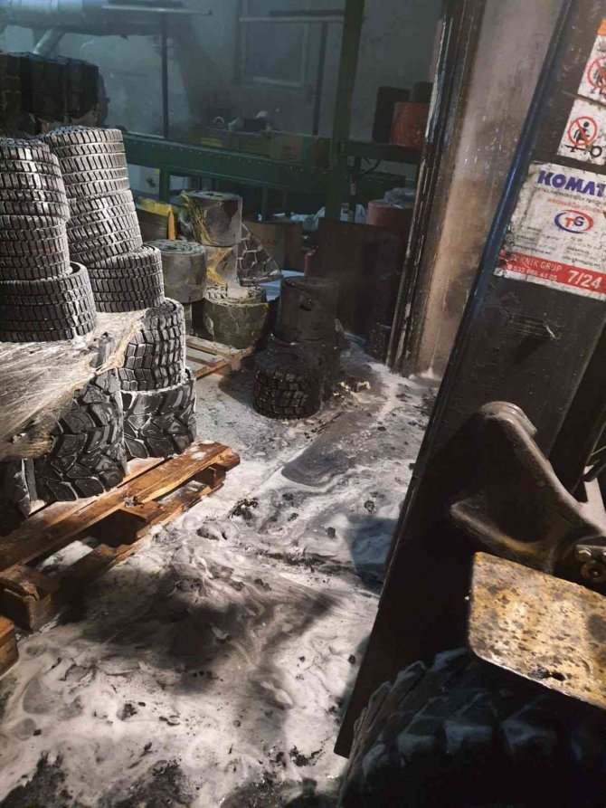 Bilecik’te Lastik Fabrikasında Yangın Çıktı