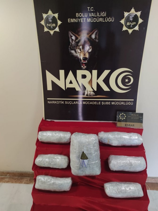 Tem’de 4 Kilo 700 Gram Esrar Ele Geçirildi: 1 Gözaltı