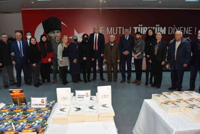 “Bozüyüklü Yazarlar Ve Şairler Kitap Günlerinde Buluşuyor” Adlı Kitap Fuarı Açıldı