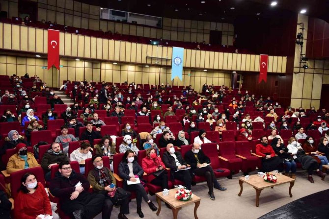 Dijial Pazarlama Akademisi İlk Mezunlarını Verdi