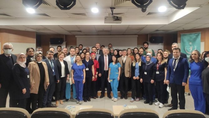 Yoğun Bakım Hemşirelerine Sertifika