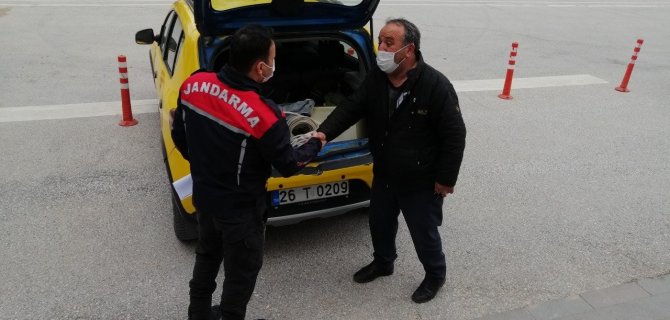 Jandarma Hırsızlık Şüphelisini Kısa Sürede Yakaladı