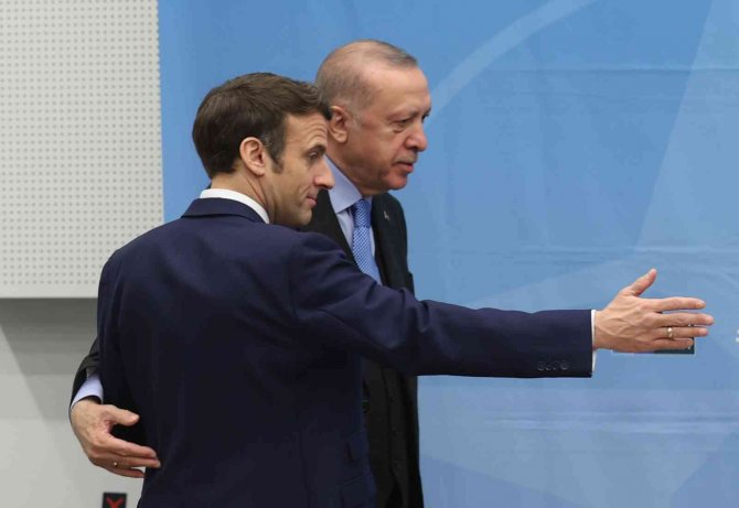 Cumhurbaşkanı Erdoğan, Macron İle Bir Araya Geldi