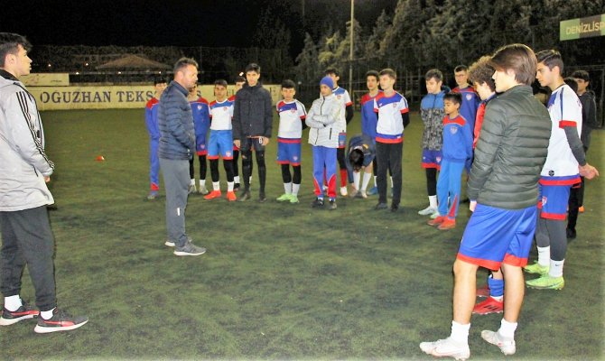 Çamlık, U16’da Şampiyonluğa Koşuyor