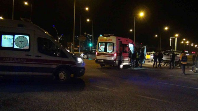 Diyarbakır’da Trafik Kazası: 3 Yaralı
