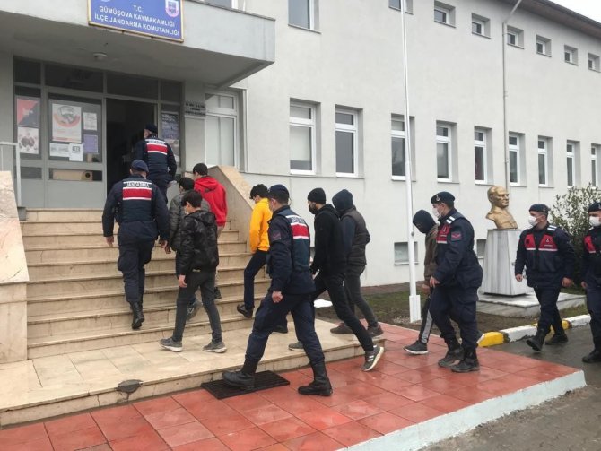 Düzce’de Kaçak Çalışan 7 Yabancı Uyruklu İşçi Yakalandı