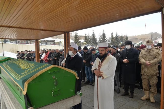 Üniversiteli Genç Furkan Son Yolculuğuna Uğurlandı