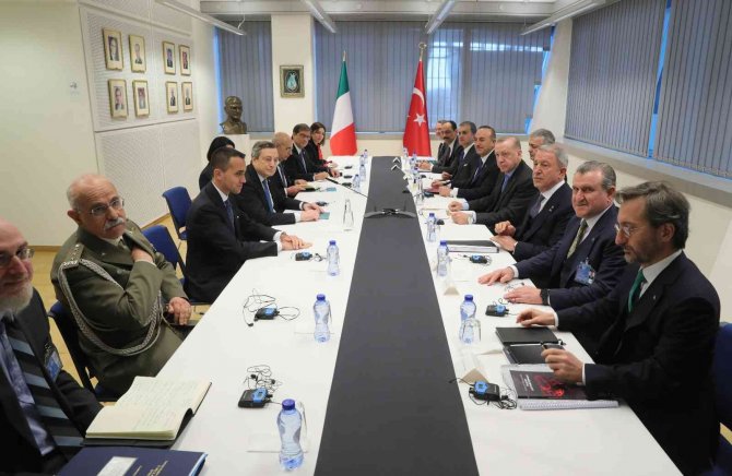 Cumhurbaşkanı Erdoğan, İ̇talya Başbakanı Mario Draghi İle Bir Araya Geldi